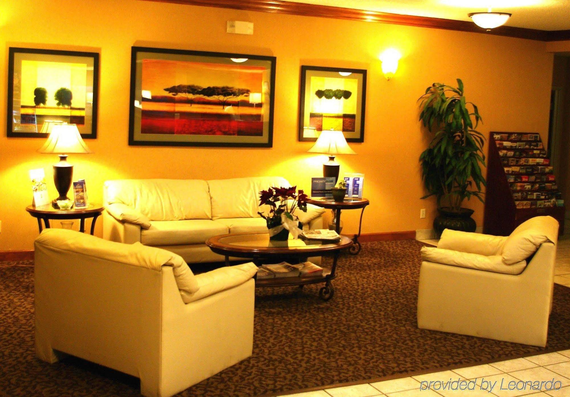 Holiday Inn Express & Suites - Muncie, An Ihg Hotel Interior foto